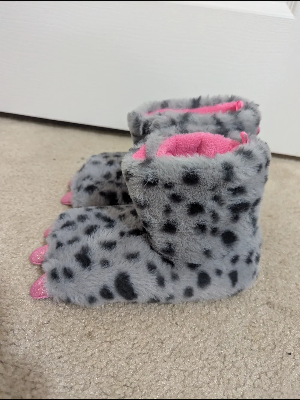 Wonder Nation Light Up Gray and Pink Plush Monster Paw Plush Slipper Boots